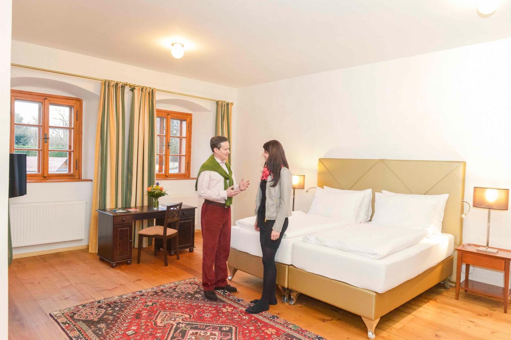 Schlosshotel Mailberg Habitación foto